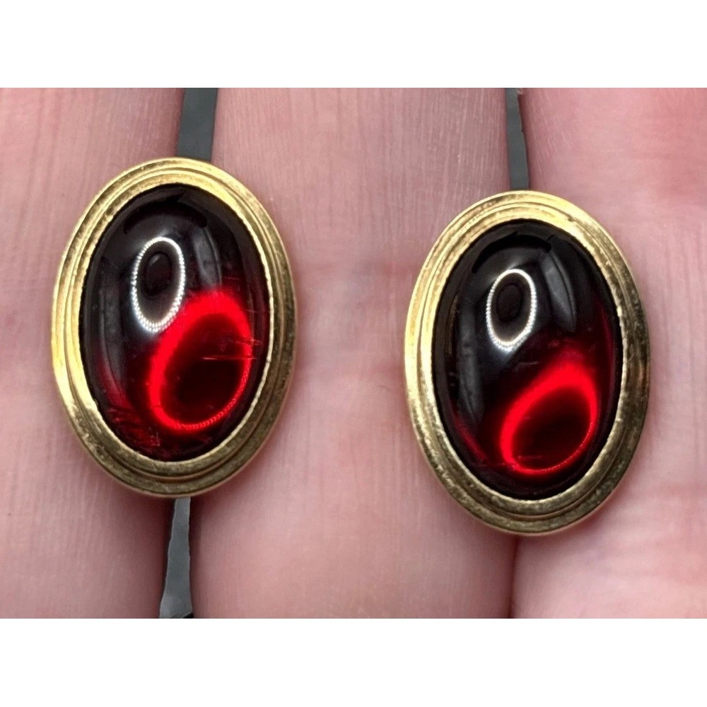 Vintage Simmons Deep Red Cabochon Glass Oval Cufflinks Gold Tone